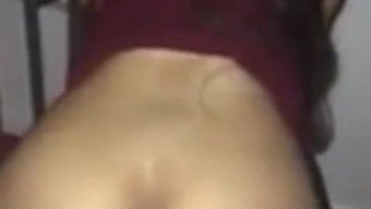 拉丁美女用大鸡巴获得生日惊喜