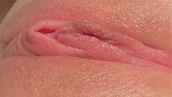 这个女人的逼简直是全网最美的极品!