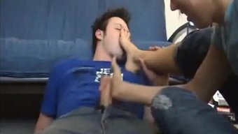 美国业余爱好者给人足交