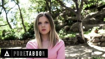 Coco Lovelock的女同性恋之旅由silvia Saige指导