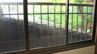 Mizuasa的熟女ladyboy在热的视频中接管