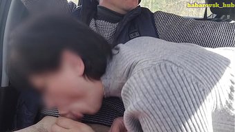 已婚女人和出租车司机有染。