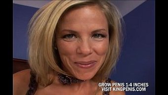 Kayla Synz在热辣的熟女性爱场景中接受肛交