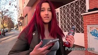 被抓住:少女(18+)乱交和面部射精