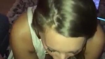 Tini的布达佩斯人妖:一个人妖独奏自慰视频