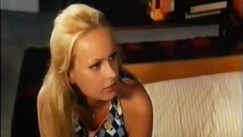 Gina Janssen的高清食冒险