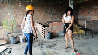 成熟女性为了乐趣勾引和操建筑工程师