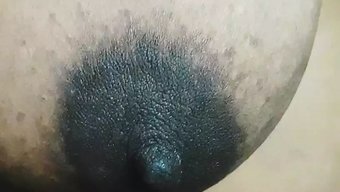 Rina的大自然乳房真是太美了!